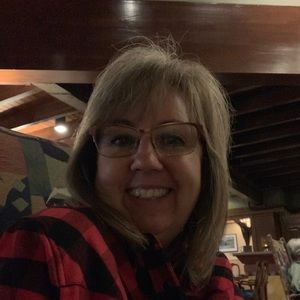 Meet your Posher, Deborah